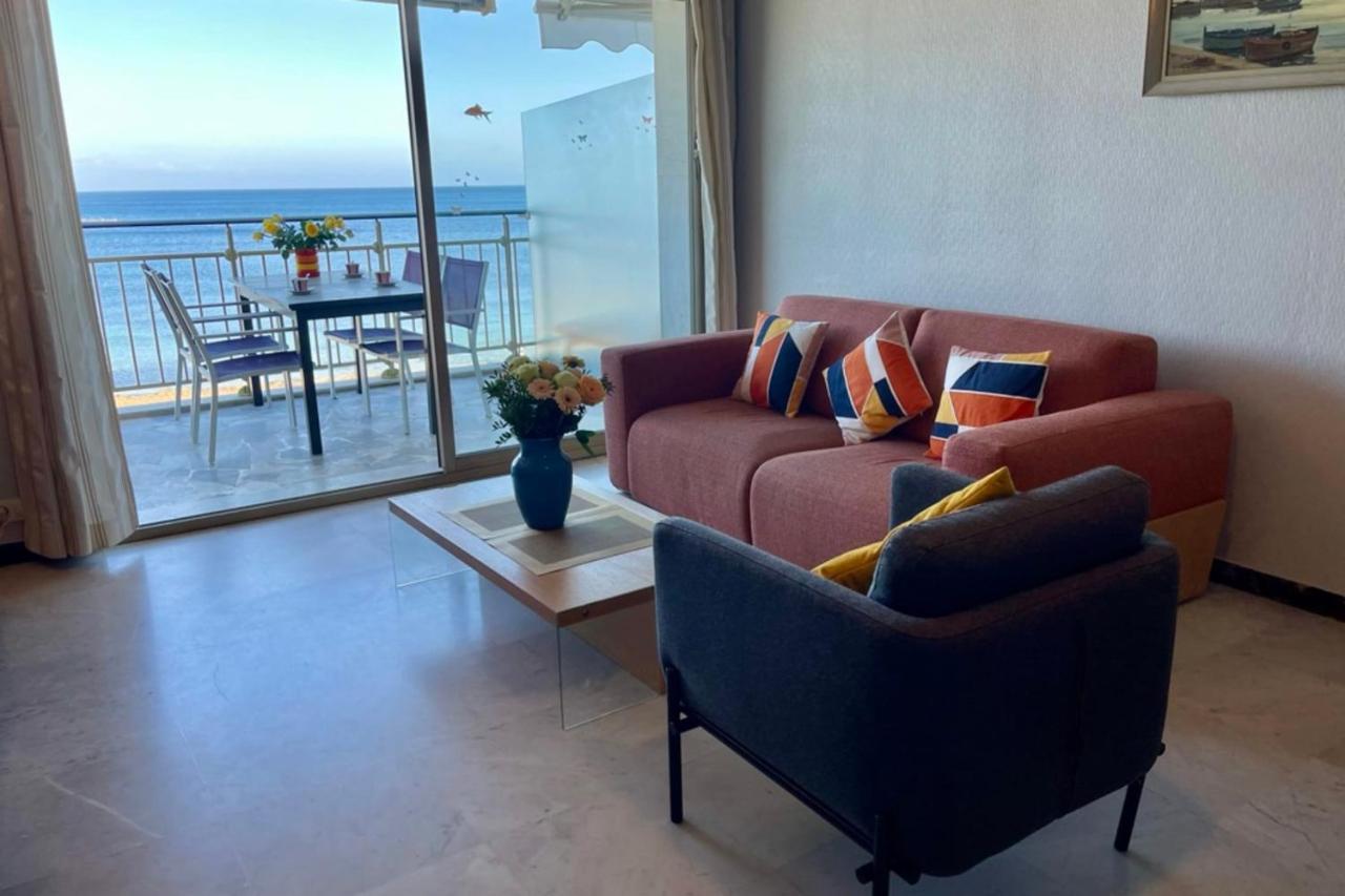 Seafront One Bedroom Apartment With A Terrasse Swimming Pool And A Parking Antibes Eksteriør billede