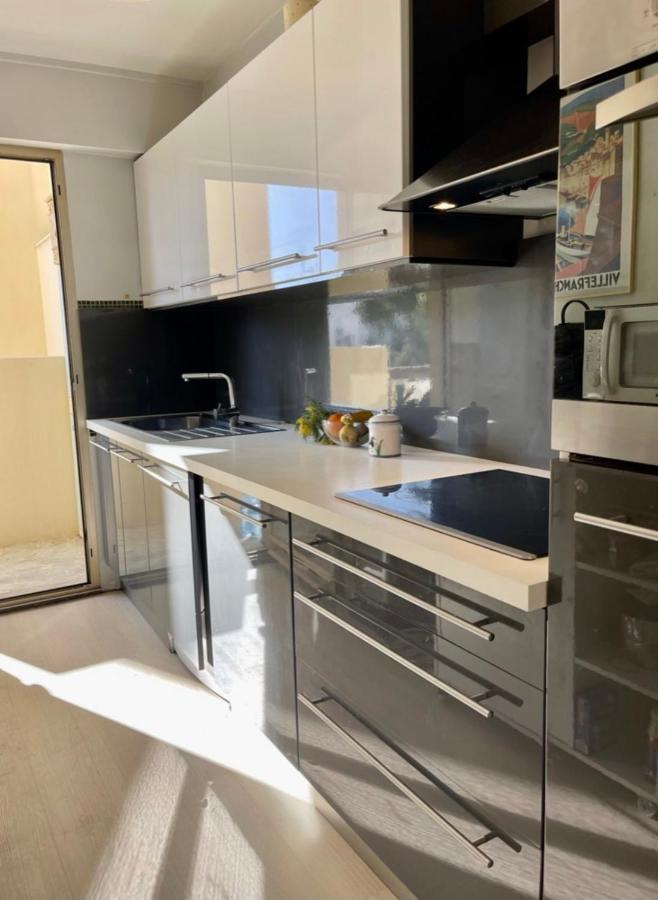 Seafront One Bedroom Apartment With A Terrasse Swimming Pool And A Parking Antibes Eksteriør billede