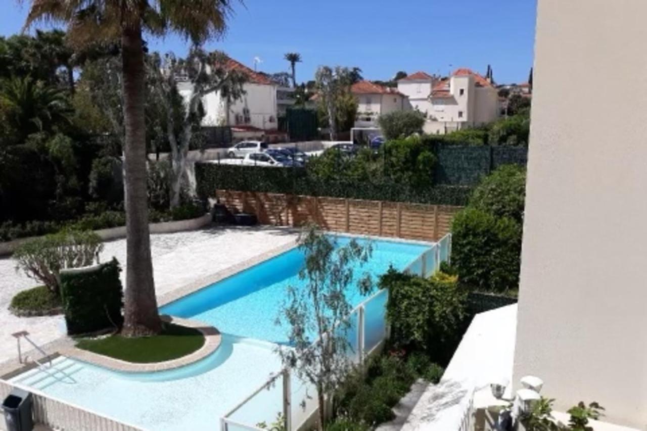 Seafront One Bedroom Apartment With A Terrasse Swimming Pool And A Parking Antibes Eksteriør billede