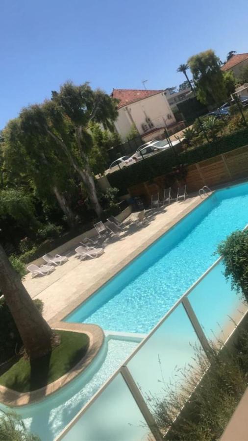 Seafront One Bedroom Apartment With A Terrasse Swimming Pool And A Parking Antibes Eksteriør billede